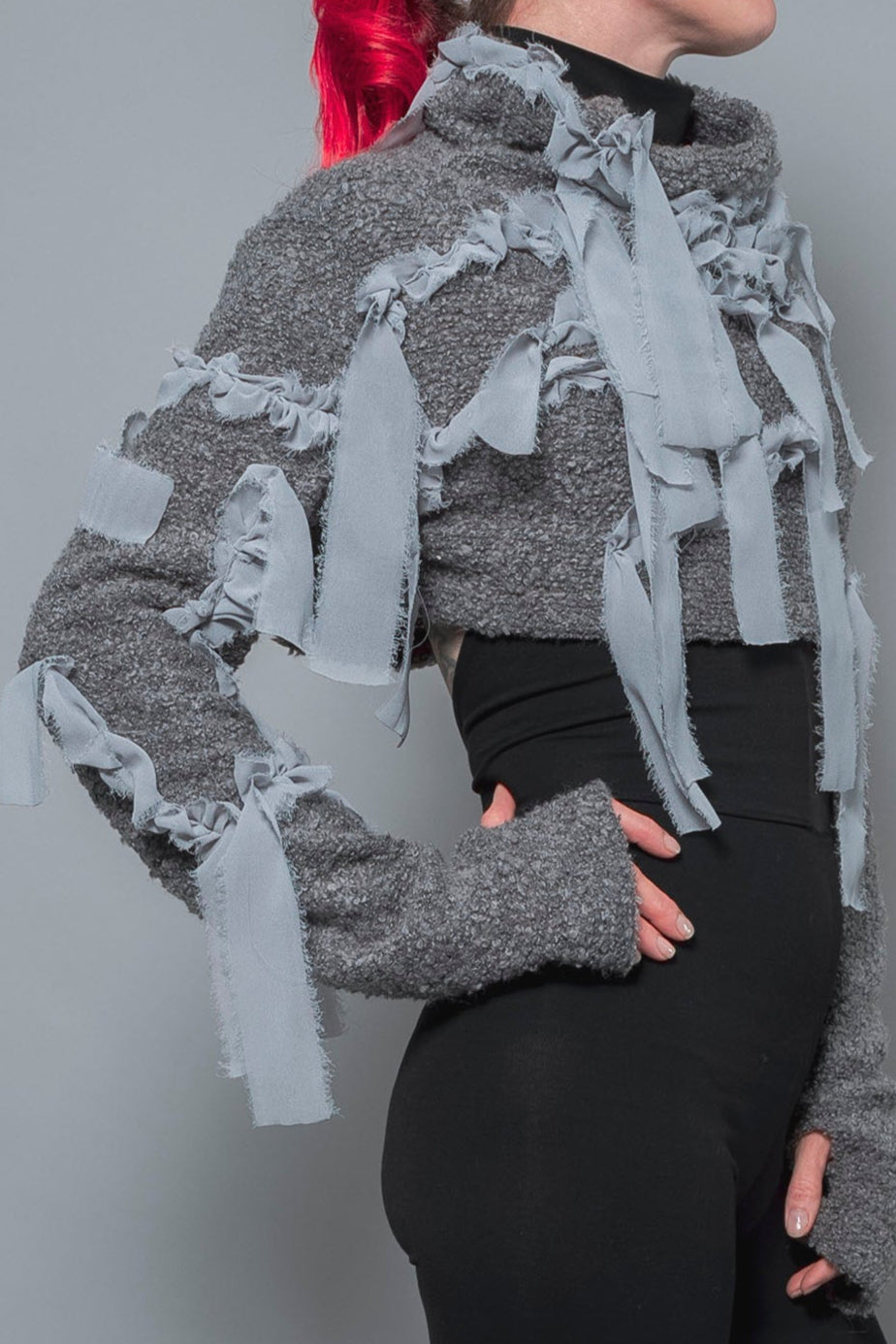 TURTLENECK KNIT CROP TOP