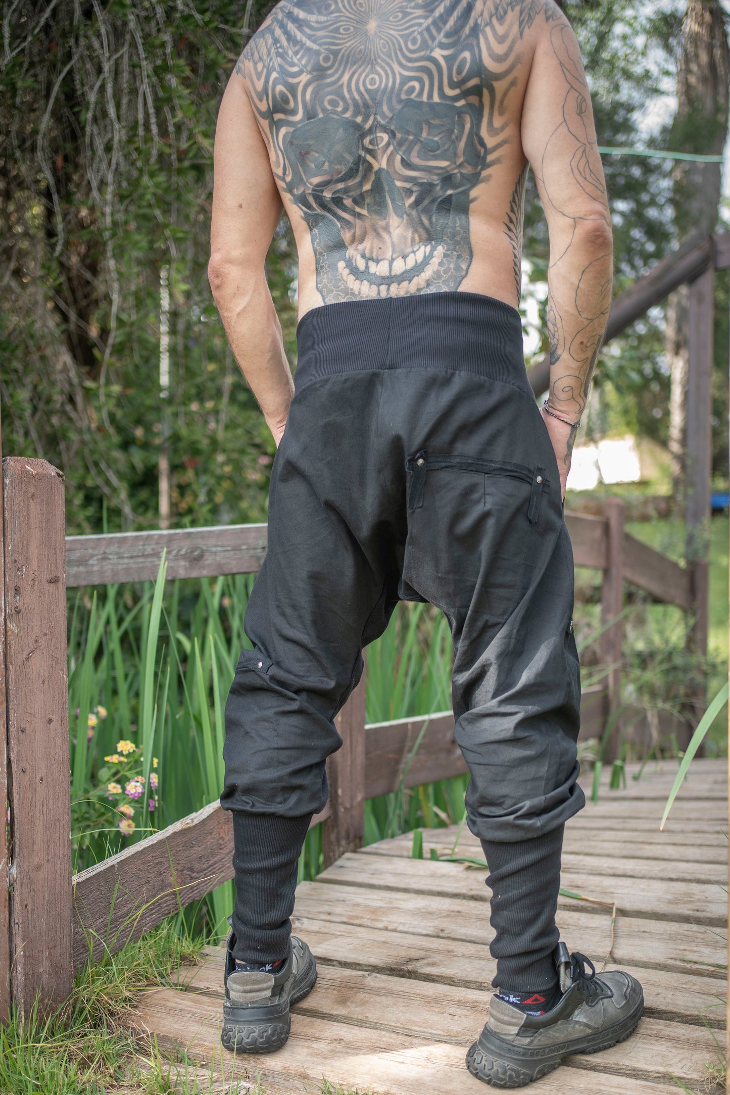 DROP CROTCH MEN PANTS